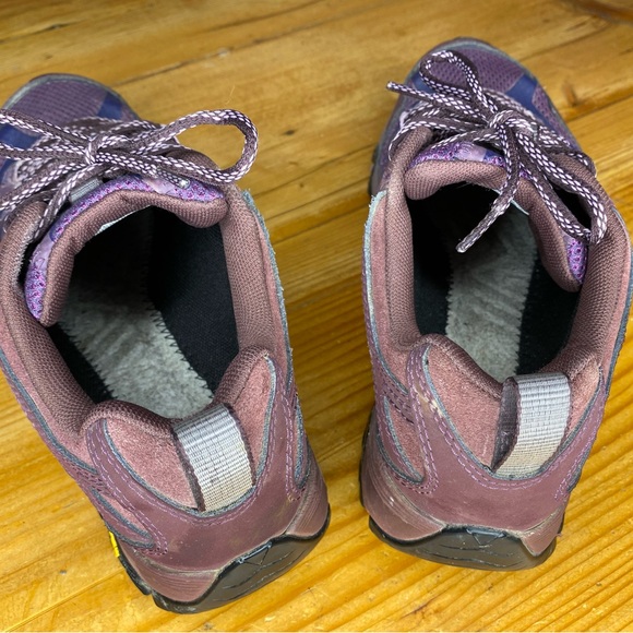 Women’s Merrell purple ankle hiking shoe Vibram select dry size 8.5 - Picture 4 of 10